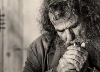 “Εκειά που σμίγουν οι καιροί”: Ο Ψαραντώνης στο Half Note Jazz Club