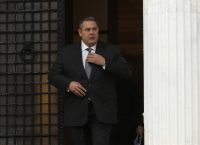 Αιφνιδιαστικά στη Βουλή ο Πάνος Καμμένος – Θα κάνει δηλώσεις στο περιστύλιο