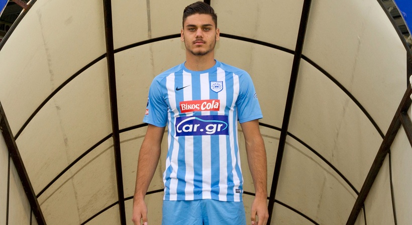 Η πανέμορφη σύντροφος του Μαυροπάνου