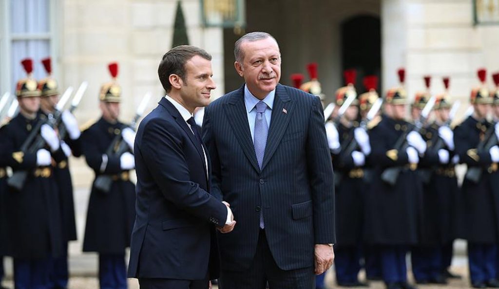 Εμανουέλ Μακρόν σε Ερντογάν: Σεβαστείτε την κυριαρχία της Κύπρου
