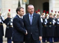 Εμανουέλ Μακρόν σε Ερντογάν: Σεβαστείτε την κυριαρχία της Κύπρου