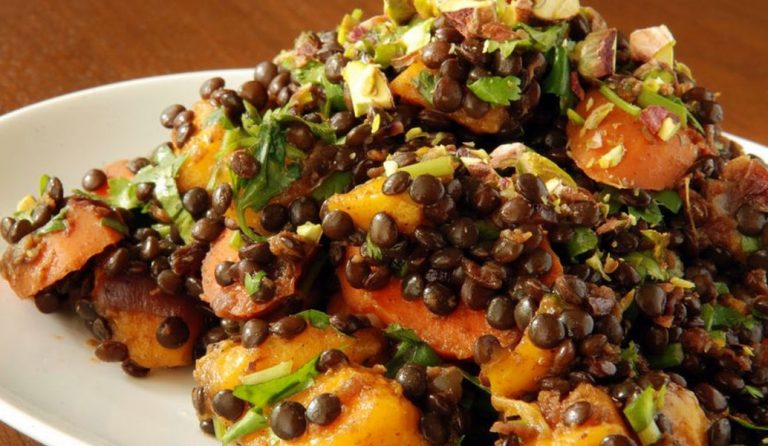 Detox σαλάτα με φακές