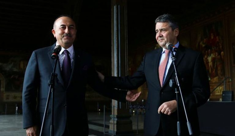 Άγκυρα – Βερολίνο: Βήματα για ομαλοποίηση των σχέσεων – Τι έγινε στη συνάντηση Τσαβούσογλου με Γκάμπριελ