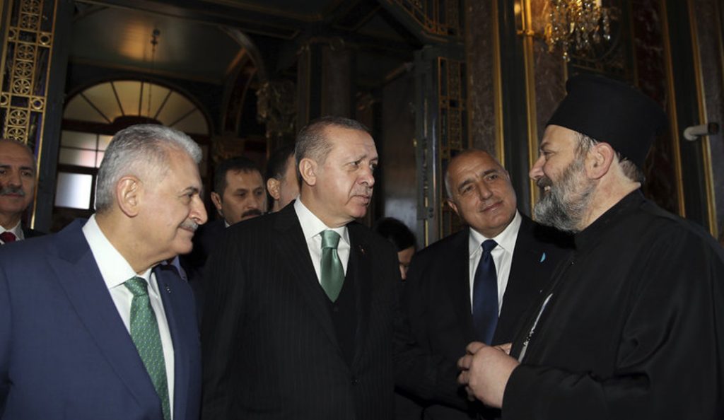Κωνσταντινούπολη: Στα θυρανοίξια ορθόδοξης εκκλησίας ο Ερντογάν (pics)