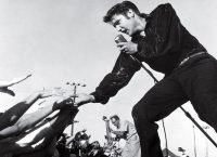 Ο Έλβις Πρίσλεϊ γεννήθηκε σαν σήμερα το 1935 – Πέθανε όμως το 1977;