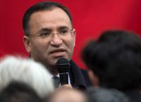 Ξεπέρασαν κάθε όριο οι Τούρκοι για τους “8” αξιωματικούς