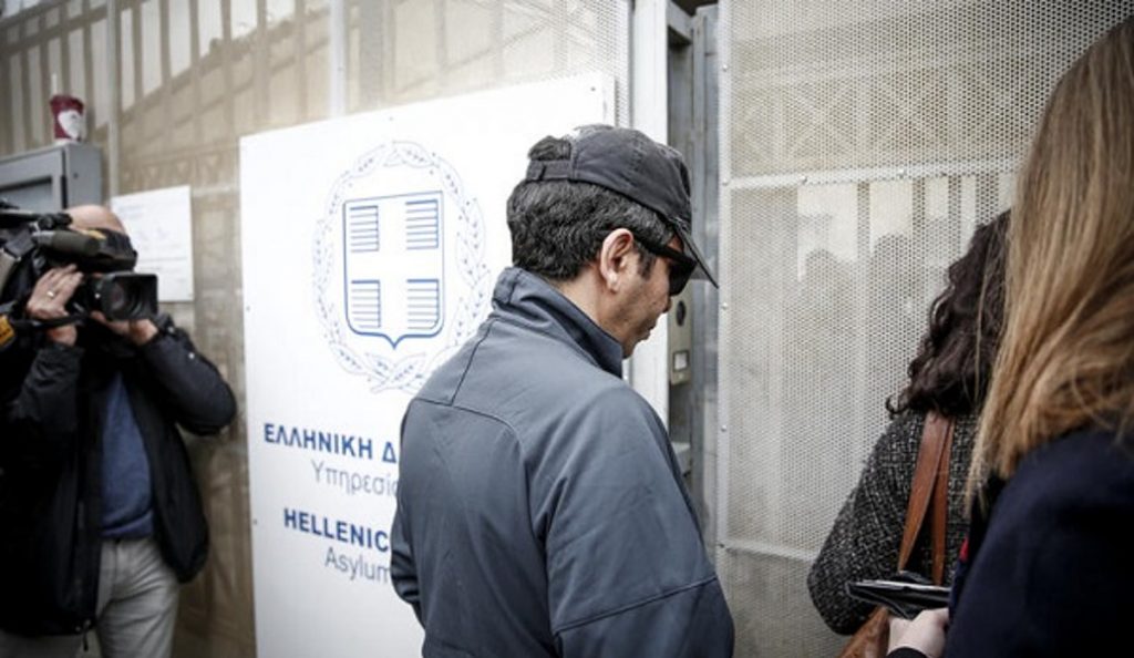 Ελληνικό Συμβούλιο για τους πρόσφυγες: Παράνομη η απόφαση κράτησης του Τούρκου στρατιωτικού