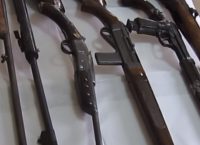Πάτρα: Βρέθηκαν εργαστήρια κατασκευής και συναρμολόγησης όπλων (vid)