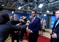 Πολωνία: Ανασχηματισμός με αποπομπή των υπουργών Εξωτερικών και Άμυνας