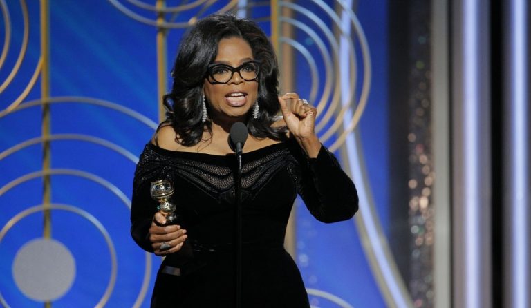 Όπρα Γουϊνφρέι: Η ιστορία της γυναίκας που οι Αμερικάνοι θέλουν για πρόεδρο των ΗΠΑ