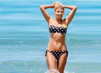 H Φαίη Σκορδά με μαύρο μπικίνι ανέβασε τη θερμοκρασία του Instagram (pic)