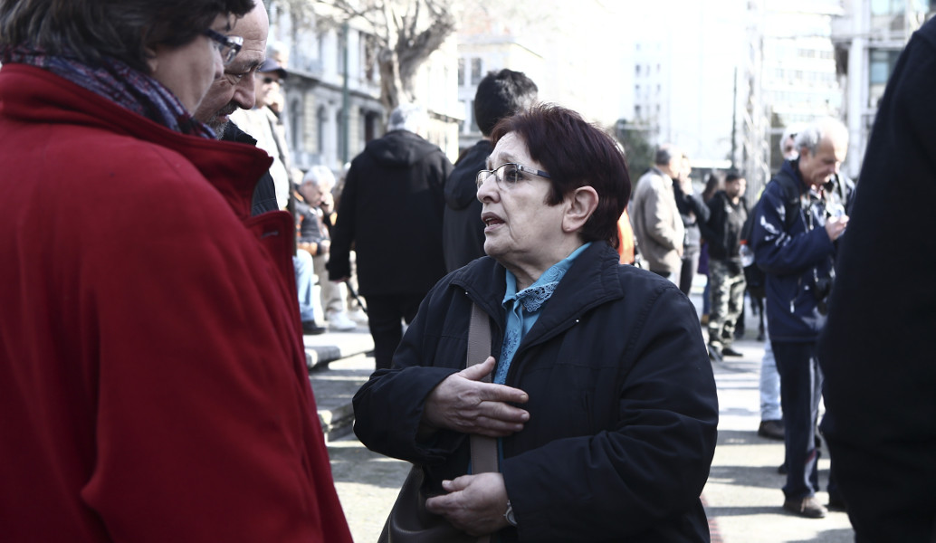 Η Παπαρήγα περιγράφει πώς σώθηκε από τη φωτιά στο Μάτι (vid)