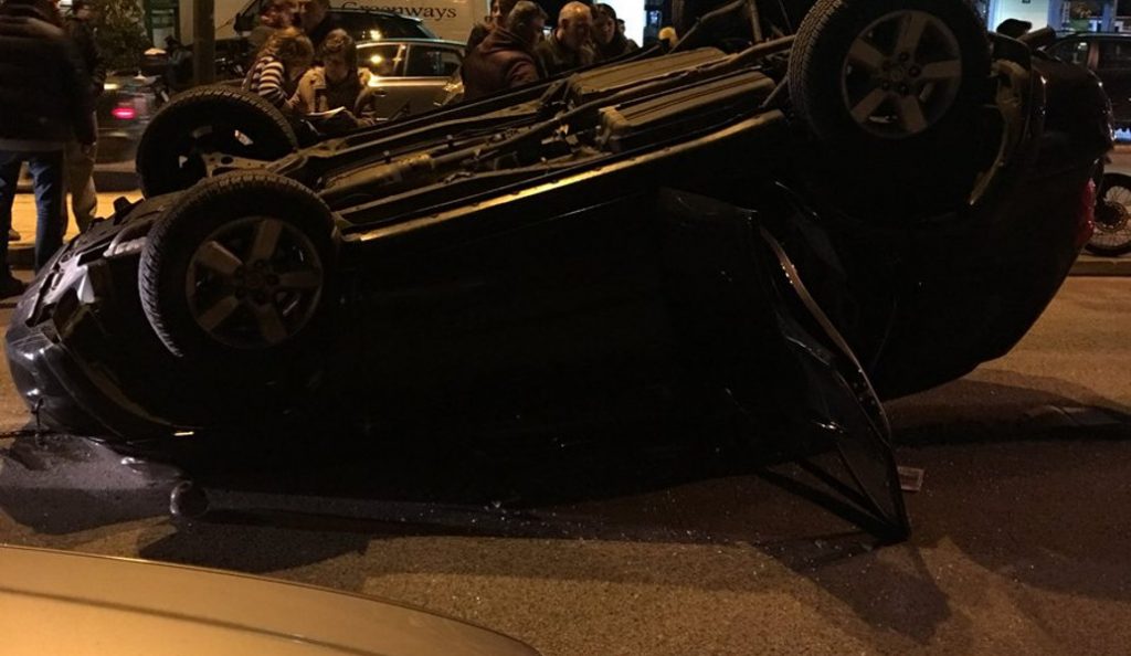 Τζιπάκι τούμπαρε επί της οδού Μιχαλακοπούλου