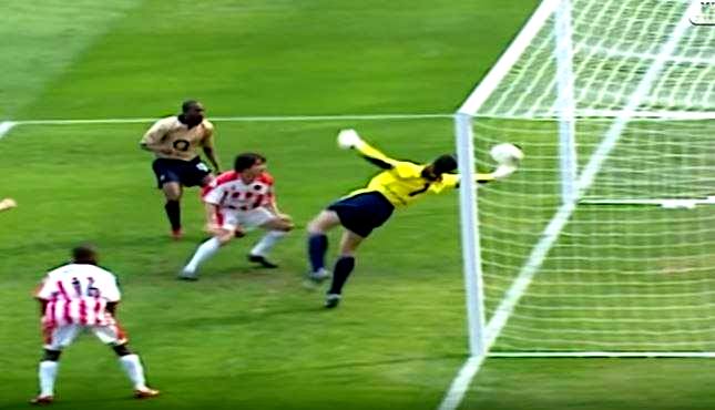 Αυτή είναι η απόκρουση του αιώνα !