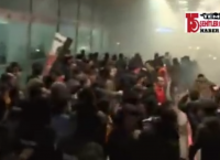 Ξύλο με την αστυνομία στην υποδοχή του Τουράν! (vids)