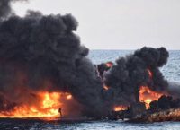 Κίνα: Μεγάλη πετρελαιοκηλίδα μετά τη βύθιση του ιρανικού δεξαμενοπλοίου