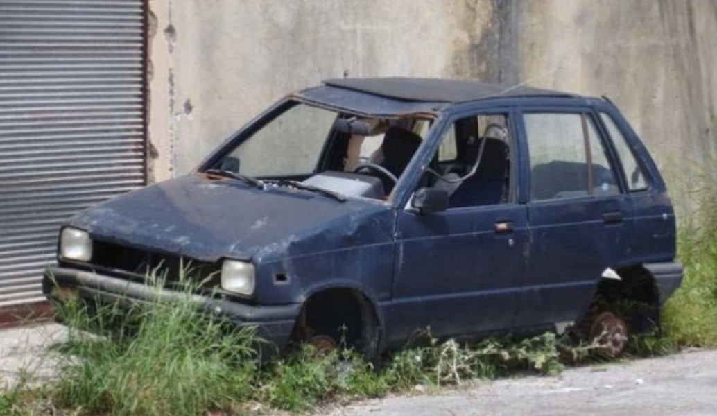Δήμος Αγίας Παρασκευής: Συνεχίζεται η απομάκρυνση εγκαταλειμμένων οχημάτων