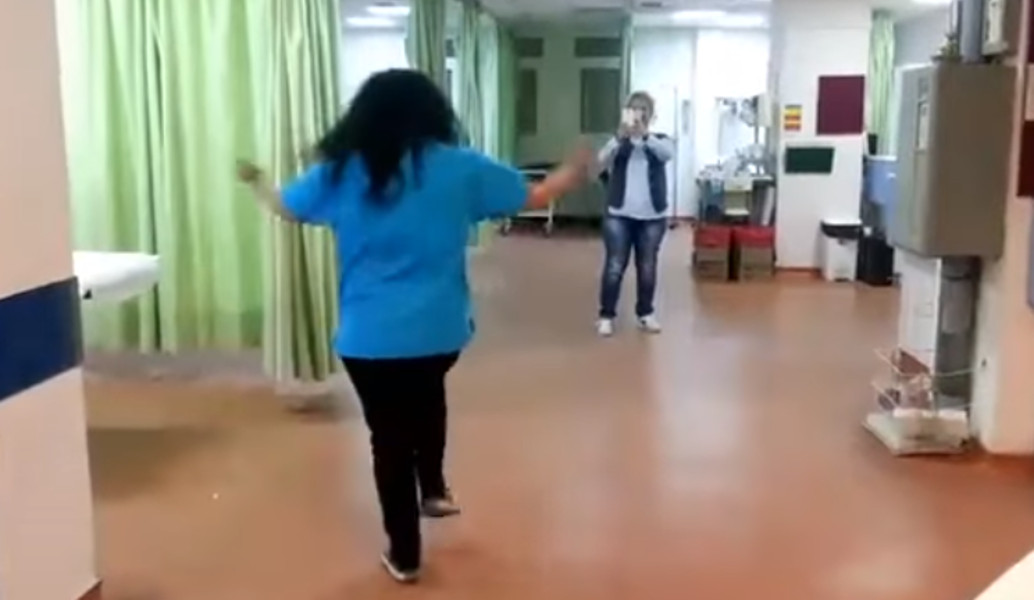 Νοσοκομείο Μυτιλήνης: ΕΔΕ για το τρικούβερτο γλέντι γιατρών και νοσηλευτών (vids)