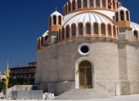 Δήμος Γλυφάδας: Ανάπλαση προαύλιου χώρου Αγίου Κωνσταντίνου