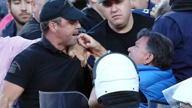 Ένταση στο ημίχρονο του ΑΕΛ-ΑΕΚ