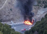 Μέτσοβο: Νταλίκα τυλίχθηκε στις φλόγες στην είσοδο της μεγάλης σήραγγας στην Εγνατία (pics & vid)