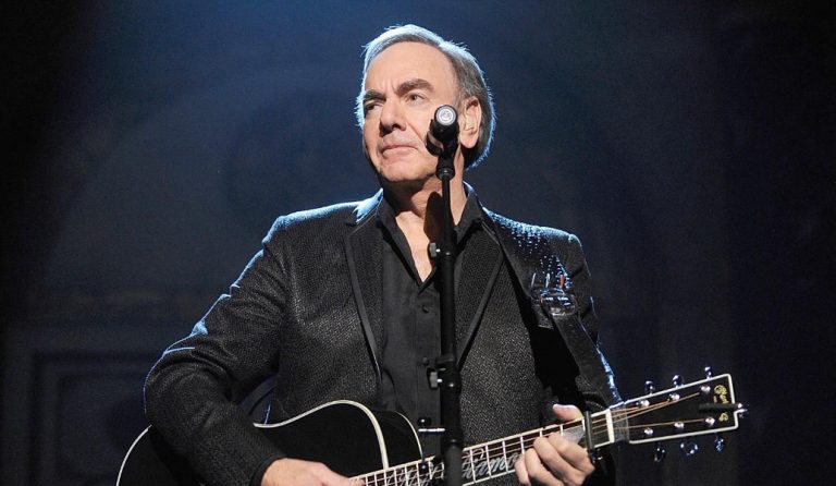Neil Diamond: Διακόπτει την περιοδεία του για λόγους υγείας (vid)