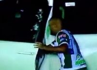 Πανηγυρισμός ΕΠΟΣ στο Κόπα Λιμπερταδόρες – Σκόραρε και μπήκε μέσα σε αυτοκίνητο! (vid)