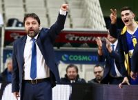 ”O πρόεδρος του Λαυρίου ήθελε να… πέσει από το αεροπλάνο”