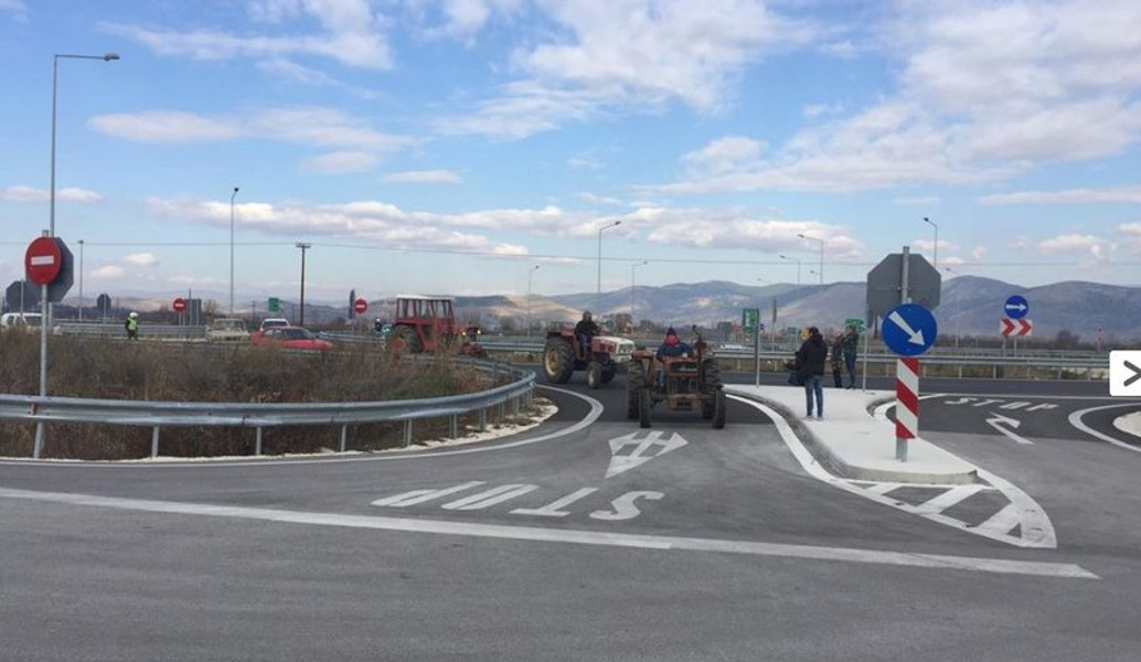 Αγρότες Τρικάλων: Μπλόκο στον κόμβο Μεγαλοχωρίου