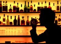 Κολωνάκι: Stop στη μουσική στα μπαρ μετά τα μεσάνυχτα