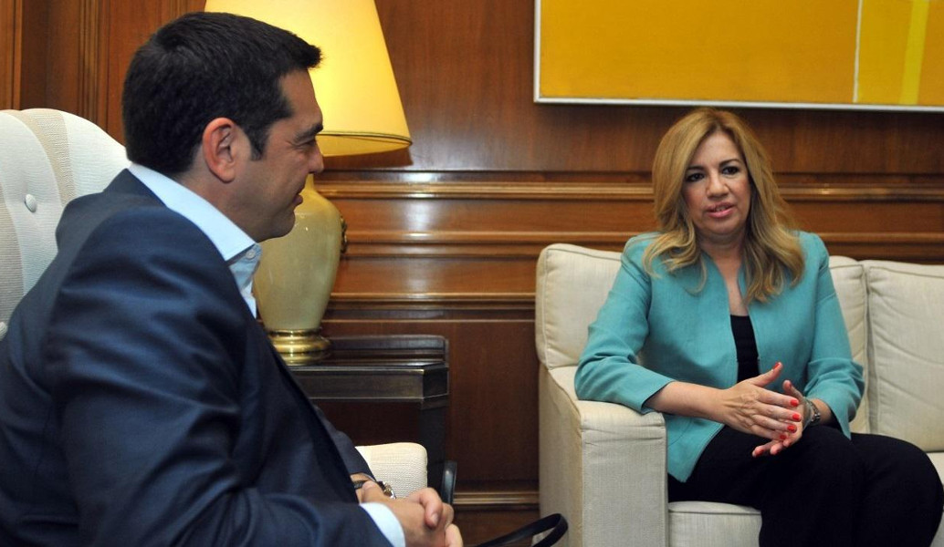 Θερμή υποδοχή Τσίπρα στις προτάσεις Γεννηματά για τη Συνταγματική Αναθεώρηση