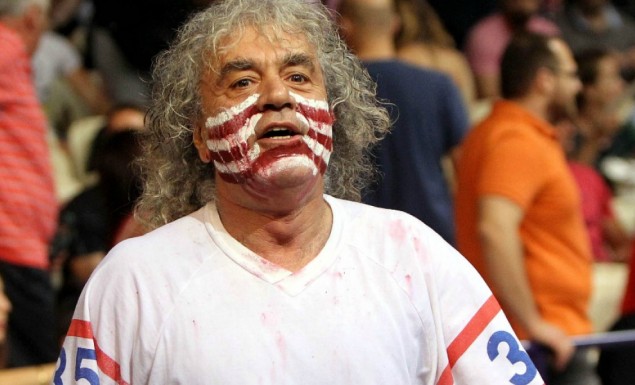 «Πλακώθηκαν» Τάκης και Άκης για το μπάσκετ !