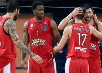 ”Nα μείνουμε ενωμένοι και να παλέψουμε”