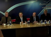 ΑΝΕΛ: Καταδικάζουν την επίθεση στο σπίτι του Μίκη Θεοδωράκη