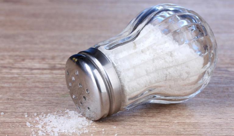 Αλάτι: Οι θετικές επιδράσεις που έχει στο δέρμα