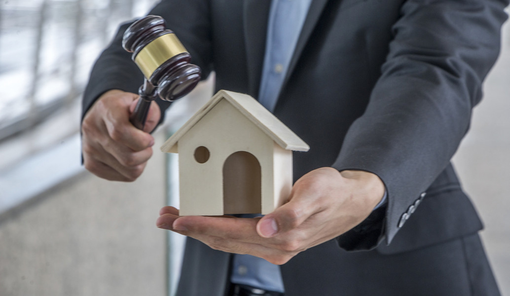 Ηλεκτρονικοί πλειστηριασμοί: Πόσοι έγιναν και πόσοι ακυρώθηκαν