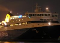 Σύρος: Πτώση επιβάτη στη θάλασσα από το Blue Star Νaxos