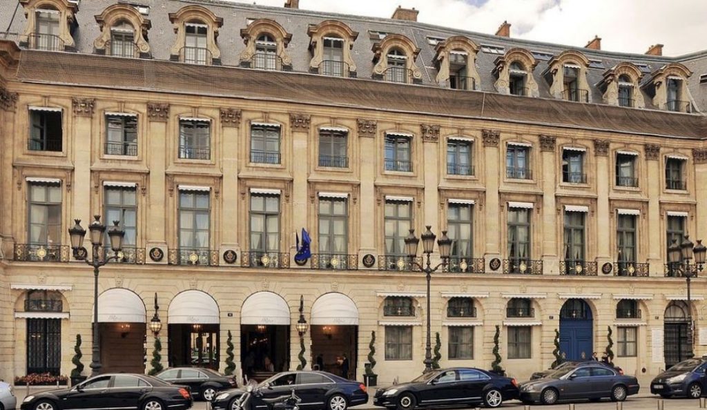 Ξενοδοχείο Ritz: Στο “σφυρί” 3.500 παλιά έπιπλα