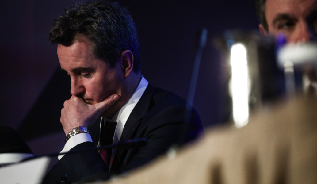 Ντέκλαν Κοστέλο: Eποπτεία και μεταρρυθμίσεις για μια 10ετια στην Ελλάδα