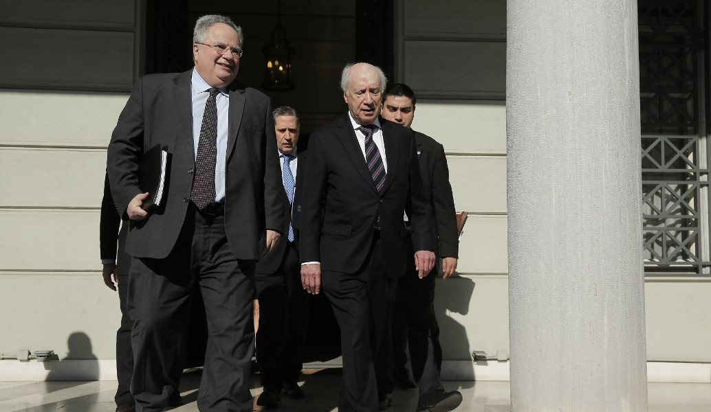 Πυρετώδεις διεργασίες για το Σκοπιανό σε Αθήνα και ΠΓΔΜ