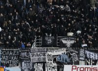 800 οπαδοί και τέλος!