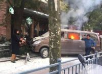 Κίνα: Φλεγόμενο βαν έπεσε σε πεζούς στη Σαγκάη – 18 τραυματίες (vid)