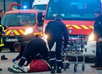 Γαλλία: Αιματηρές συγκρούσεις Αφγανών-Αφρικανών μεταναστών στο Καλαί (vids)