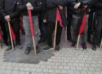 Εξάρχεια: Ένταση μετά την αντιφασιστική συγκέντρωση στα Προπύλαια