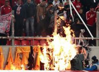 Ντου οπαδών του Ολυμπιακού στο «Καραϊσκάκη»