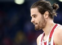 Ο δημοσιογράφος Σωτήρης Γεωργίου καταγγέλλει πως ξυλοκοπήθηκε από τον Γιώργο Μπόγρη (pics)