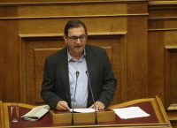 Χρήστος Μαντάς: Ακραίοι οι χαρακτηρισμοί του Μίκη Θεοδωράκη