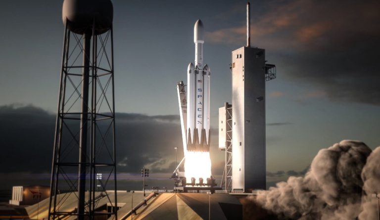 Falcon Heavy: Όσα πρέπει να ξέρετε για την ιστορική εκτόξευση του κολοσσιαίου πυραύλου (vid)