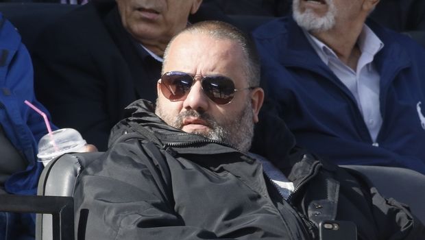 Καραπαπάς κατά βουλευτών Πειραιά!