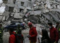Ταϊβάν: Τουλάχιστον 7 νεκροί και 67 αγνοούμενοι από τον σεισμό των 6,4 βαθμών (vids)